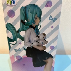 🍦新品未開封🍦初音ミク×シナモロール　プレミアムフィギュア　おすましver.の画像
