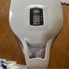 ブリタ　浄水ポット 中古品　 未使用品カードリッジ3点の画像