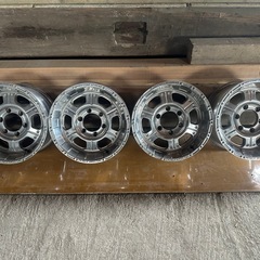 16インチ8j ±0の画像