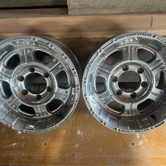 16インチ8j ±0の画像