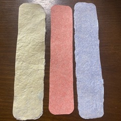 手作りの紙のしおりの画像