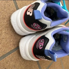 studio seven スニーカーの画像