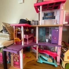 バービーハウス　プール　滑り台付の画像