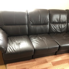 5人掛けコーナーソファの画像