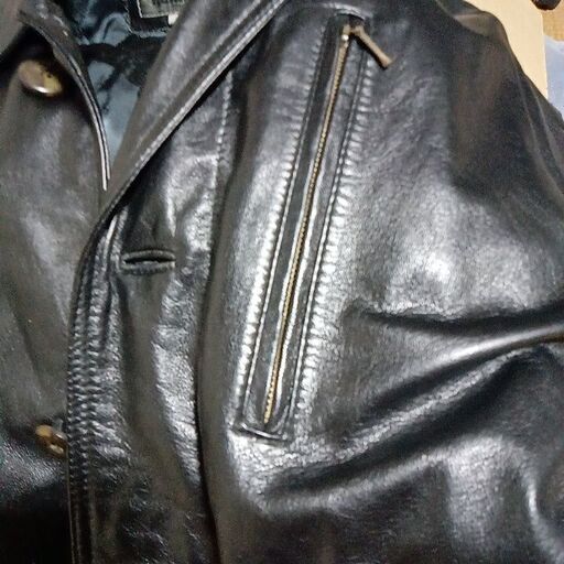 値引きしました　美品　革ジャン