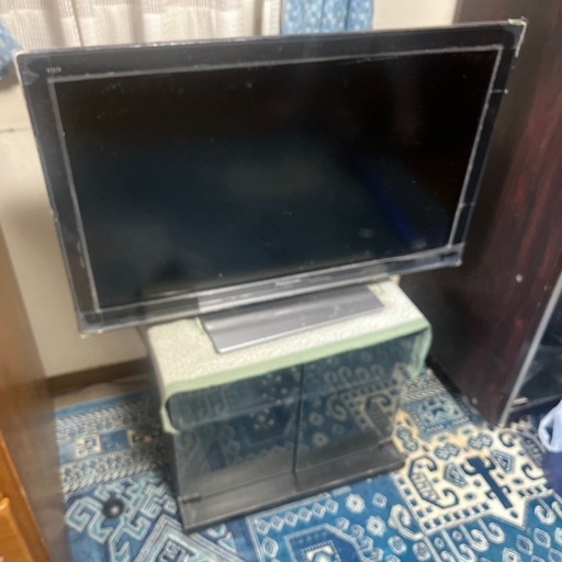 テレビ、テレビ台