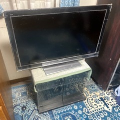 テレビ、テレビ台