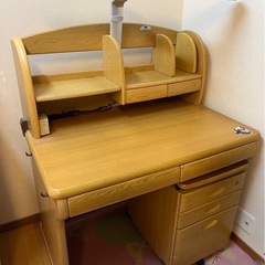 勉強机　無料で差し上げます
