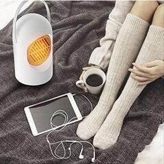 新品 ミニ電気ヒーター暖かい冬低電力ポータブルバスルーム高速暖房ファンヒーター低ノイズ小型熱風ファン過熱保護の画像