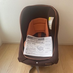 コンビ　チャイルドシート　新生児から