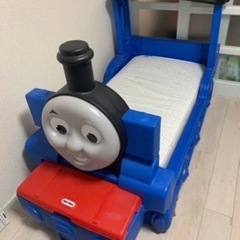 トーマス　ベッド