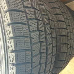 ダンロップ　スタッドレスタイヤ　VELVAのホイル付き　205/65R15 4本セットの画像