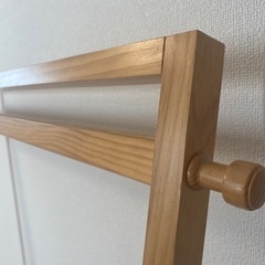 木製ハンガーラック　縦150横83奥行40　の画像