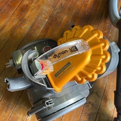 ダイソン　DC22 掃除機の画像