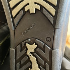 スノーボードブーツの画像