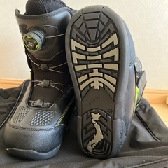 スノーボードブーツの画像