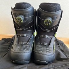 スノーボードブーツの画像