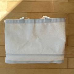 無印良品　持ち運べる帆布バック