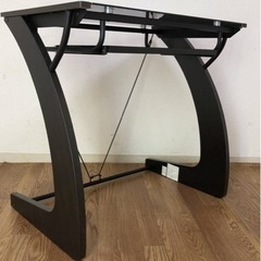 ニトリ　ガラスパソコンデスク　マーチン　の画像