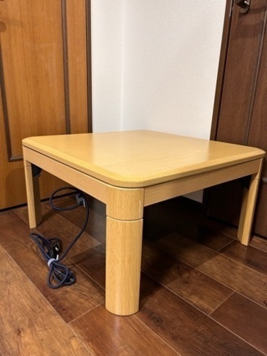 ニトリ　折りたたみこたつ　正方形