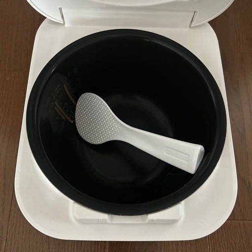 象印　炊飯器