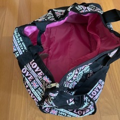 ボストンバッグの画像