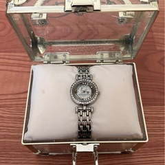 ぷーさん腕時計ケース付きの画像