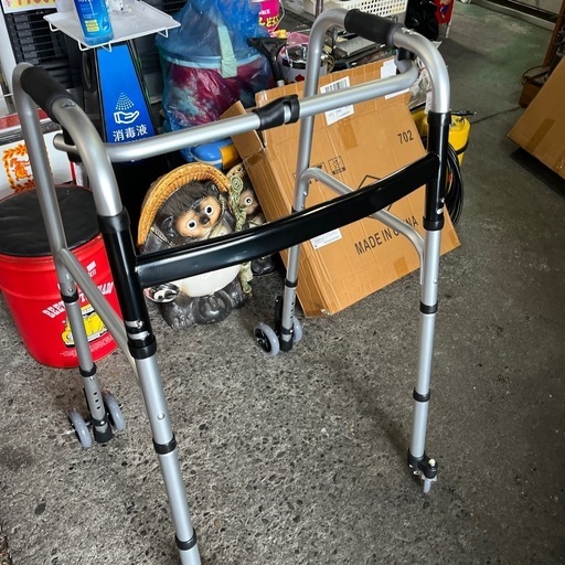 ☆未使用☆歩行補助具