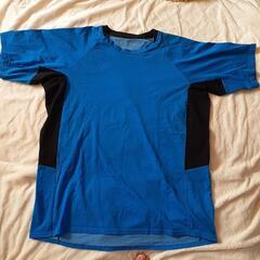 Tシャツ