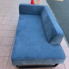 3人掛けソファー　購入者見つかっているので買わないでください。の画像