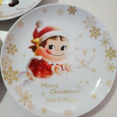 ペコちゃんのクリスマスお皿の画像