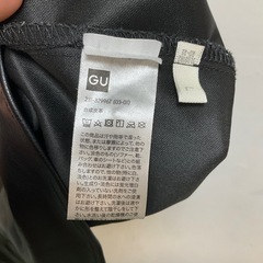 フェイクレザーシャツの画像