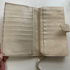 ボッティガ財布折りたたみ式の画像