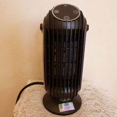 ★小型電気ファンヒーター★足元ヒーター★2段階温風切替 600W...