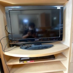 液晶テレビ（東芝REGZA26インチ）