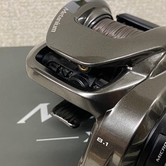 🐟 シマノ 20メタニウム XG 【アールワンはマンガ倉庫とタッグを組んで高価買取!!地域最大級！】の画像