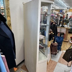 【ドリーム川西店御来店限定】ガラスコレクションボード／クリーニング済み 【2001242255600007】の画像