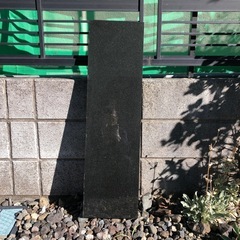 黒の御影石　敷石