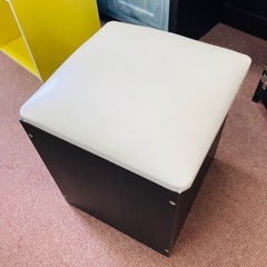 ⭐️激安⭐️チェア付きスリムドレッサー　の画像