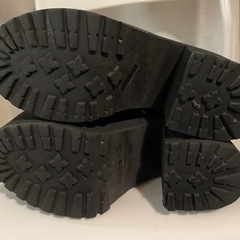 美品❗️靴／厚底靴／ショ—トブ—ツの画像