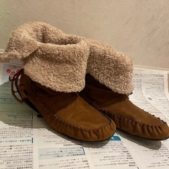 ブラウン　ボア　ブーツの画像
