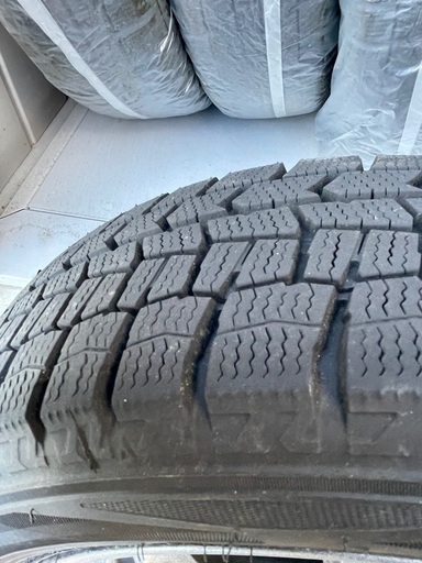 スタッドレスタイヤ ダンロップ  155/65R14 