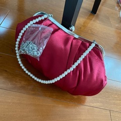 クォーター　結婚式　パーティ　ビジュー付きバッグ　クラッチの画像