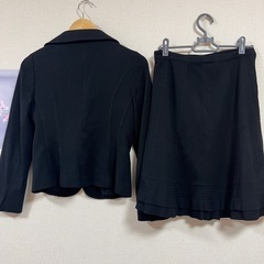 Mサイズ フォーマルスーツの画像