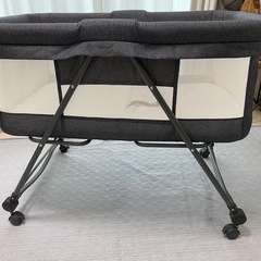 ベビーベッド　折りたたみ　