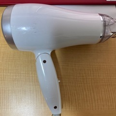ドライヤーの画像