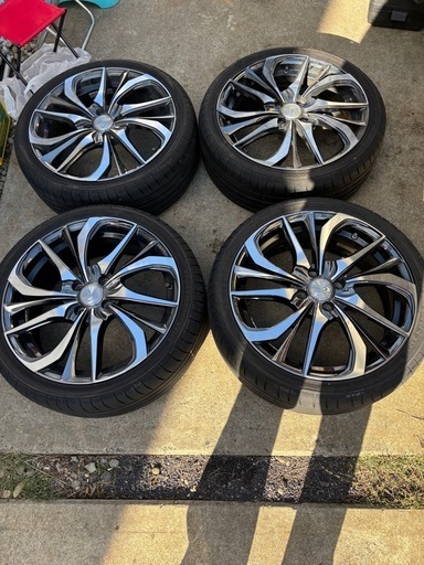 タイヤ205/40ZR17、アルミホイール4本セット