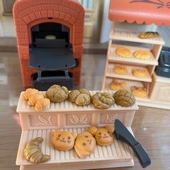 シルバニアファミリー はじめてのおうち、2階だて、パン屋さん＋トイレセットの画像