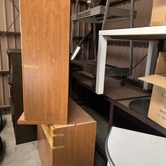 岩槻　タダであげます　食器棚の画像