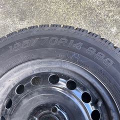 (お取引中)スタッドレスタイヤホイール付き4本セット185/70R14の画像